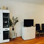 Apartment Near Villa Turgenev